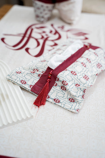 Dark Red Geometric Islamic Ornaments Ramadan Tissue Cover satra